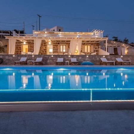 Anemi Suites Adamantas  Екстериор снимка