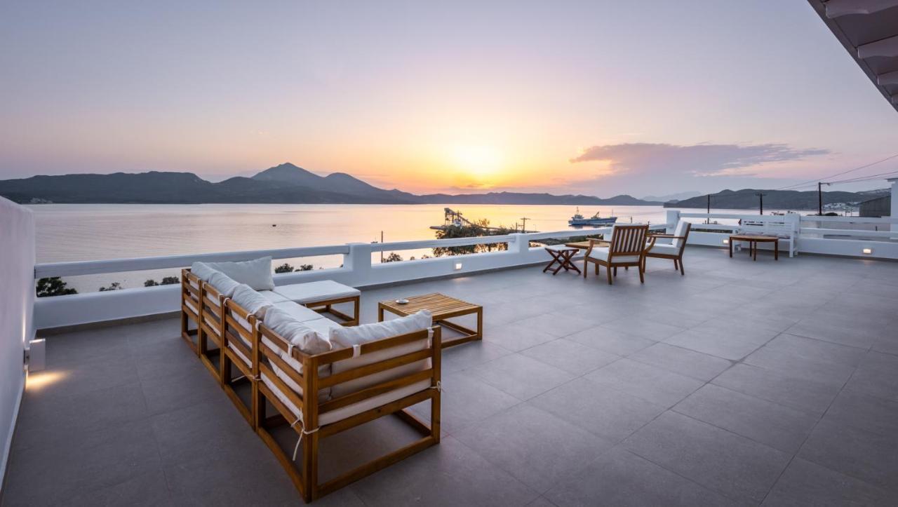 Anemi Suites Adamantas  Екстериор снимка