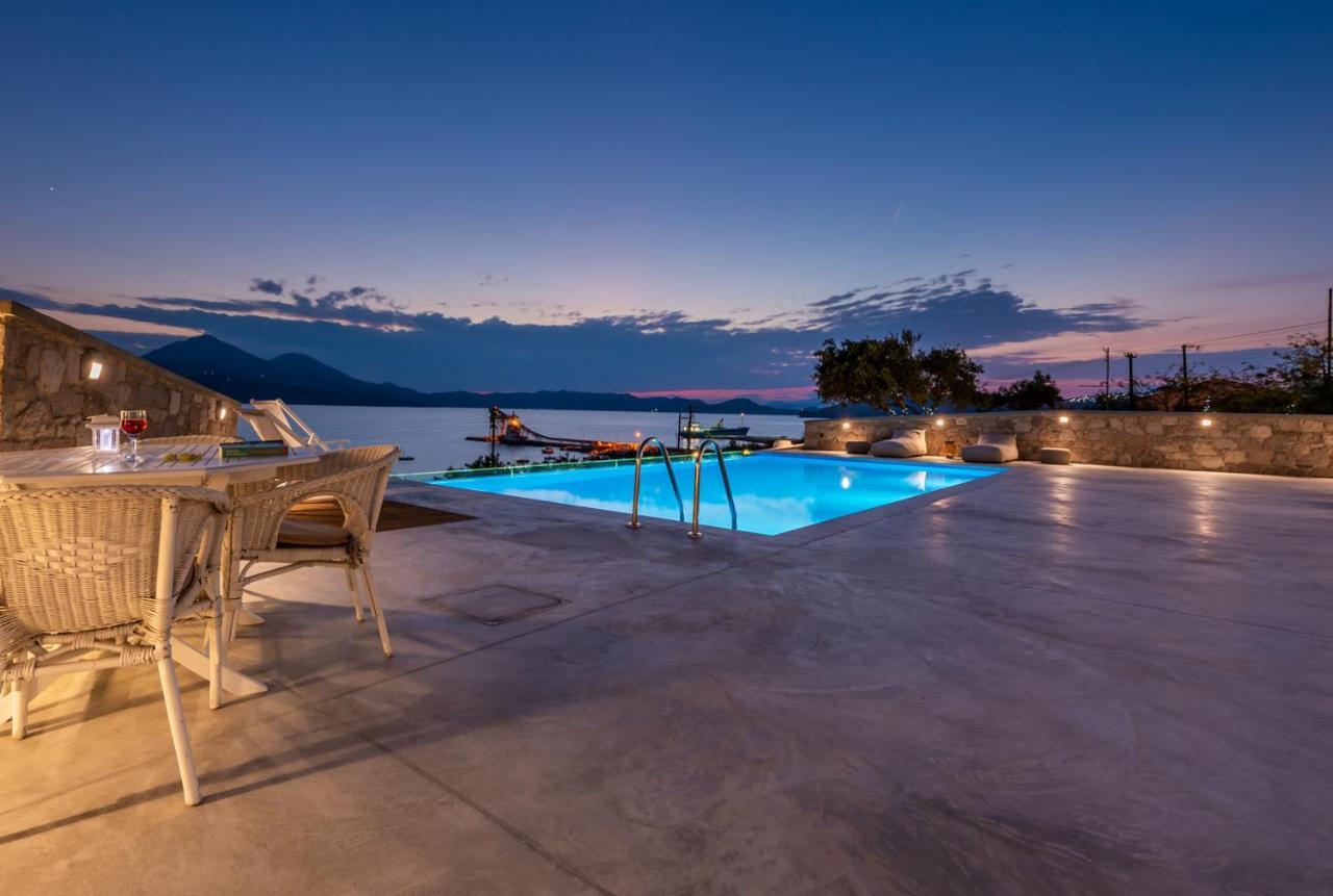 Anemi Suites Adamantas  Екстериор снимка