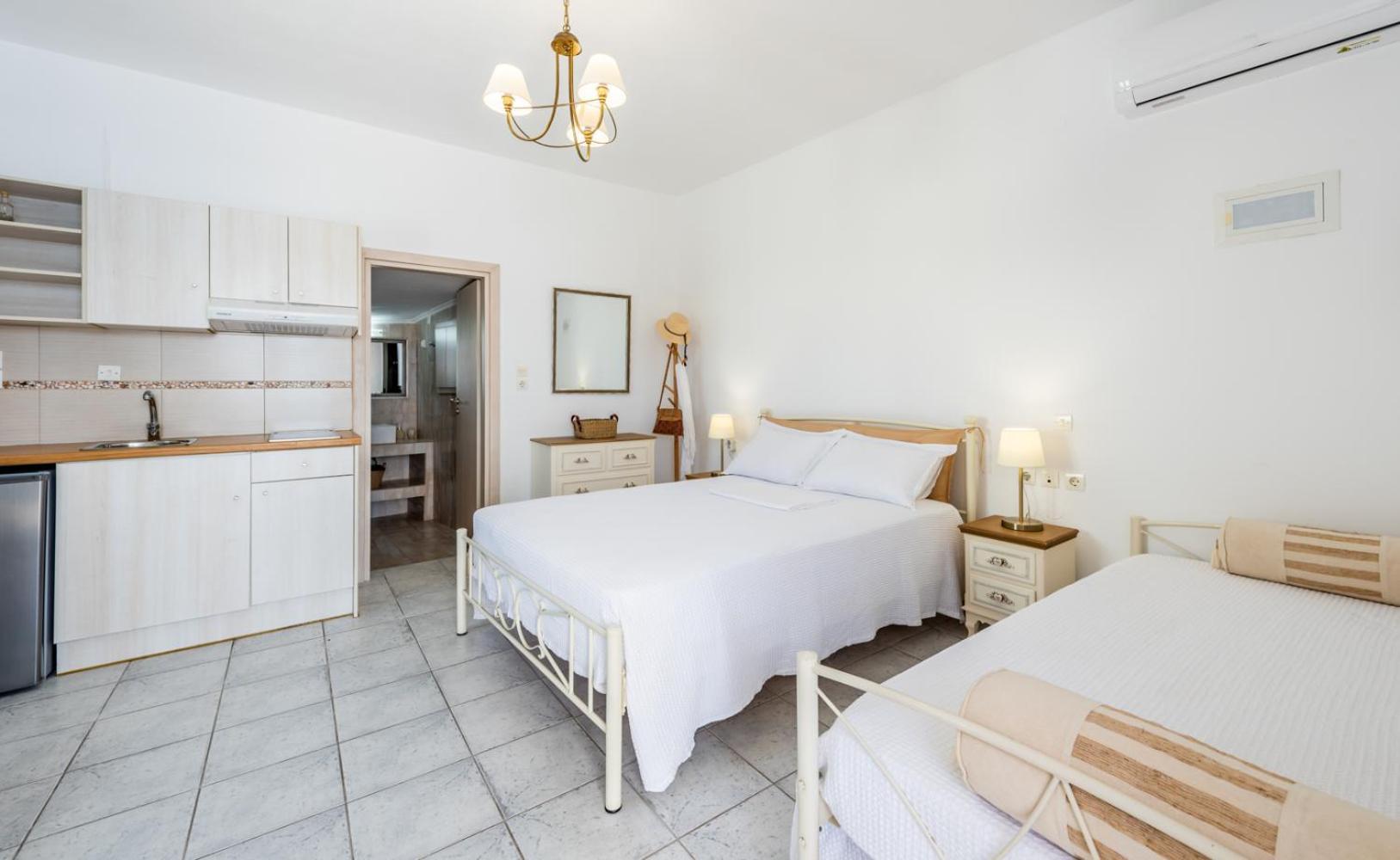 Anemi Suites Adamantas  Стая снимка
